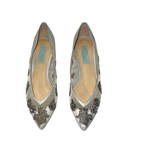 Betsy Johnson Embellished Adele Flats size 7.5 - Picture 1 of 11